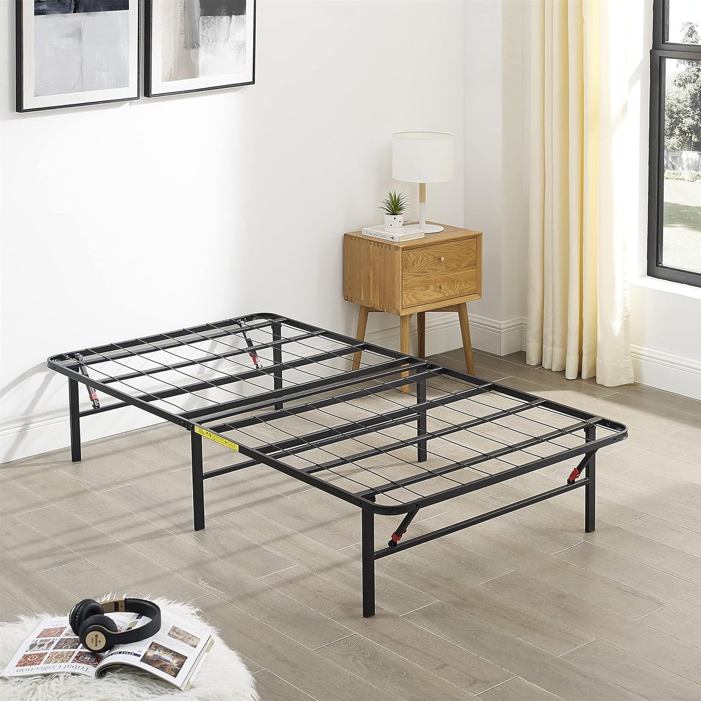 Amazon Basics Foldable Metal Platform Bed Frame